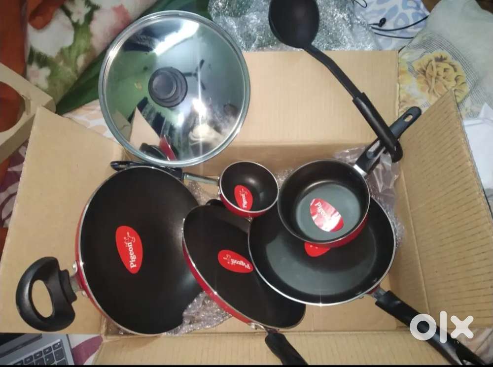 Induction cookware set