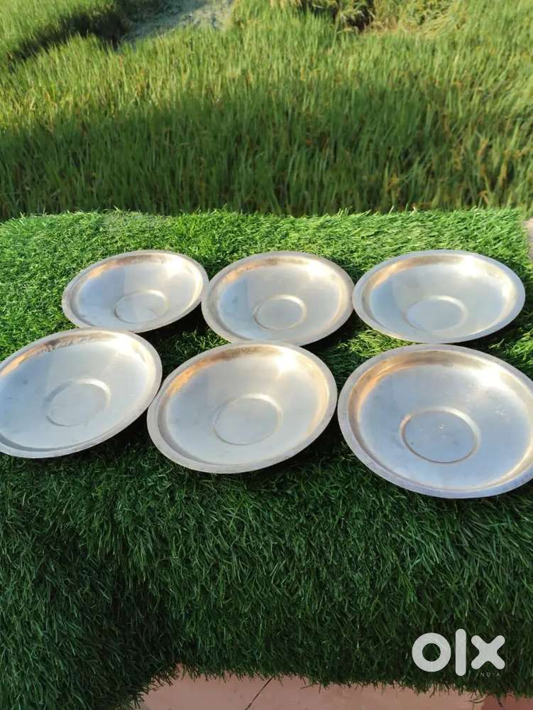 કિંમત માત્ર વહાર્ટસપ પર  જૂની તાંબા પીતળ ની એન્ટીક વસ્તુઓ