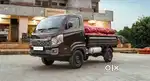 Commercial vehicle showroom