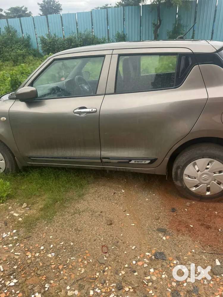 Maruti Suzuki Swift 2022 Petrol 43000 Km Driven