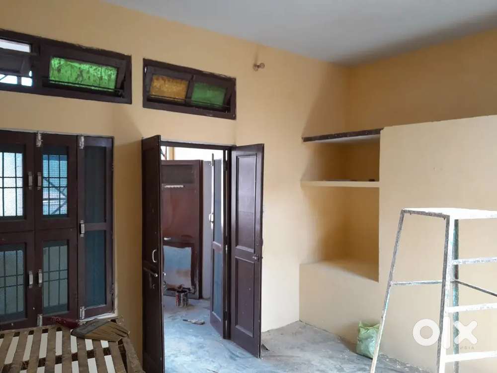 1 room set for rent