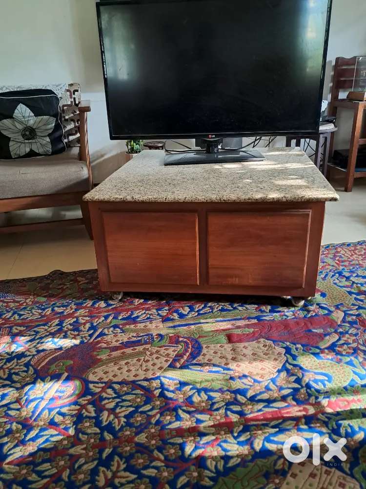 LG TV 42 inches