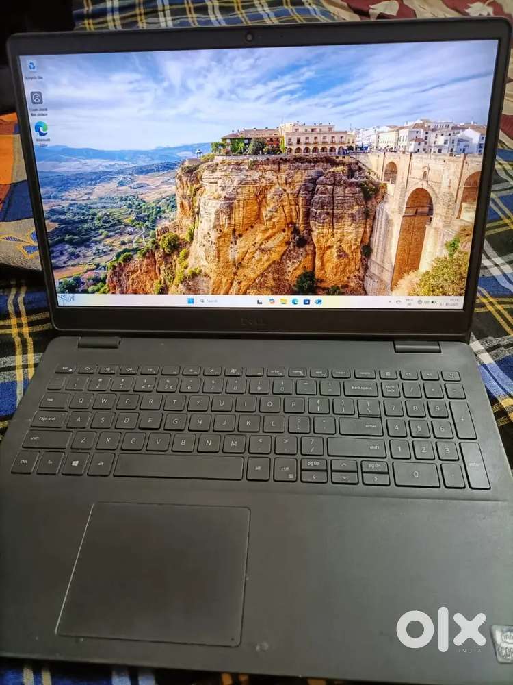 Dell Inspiron 3510