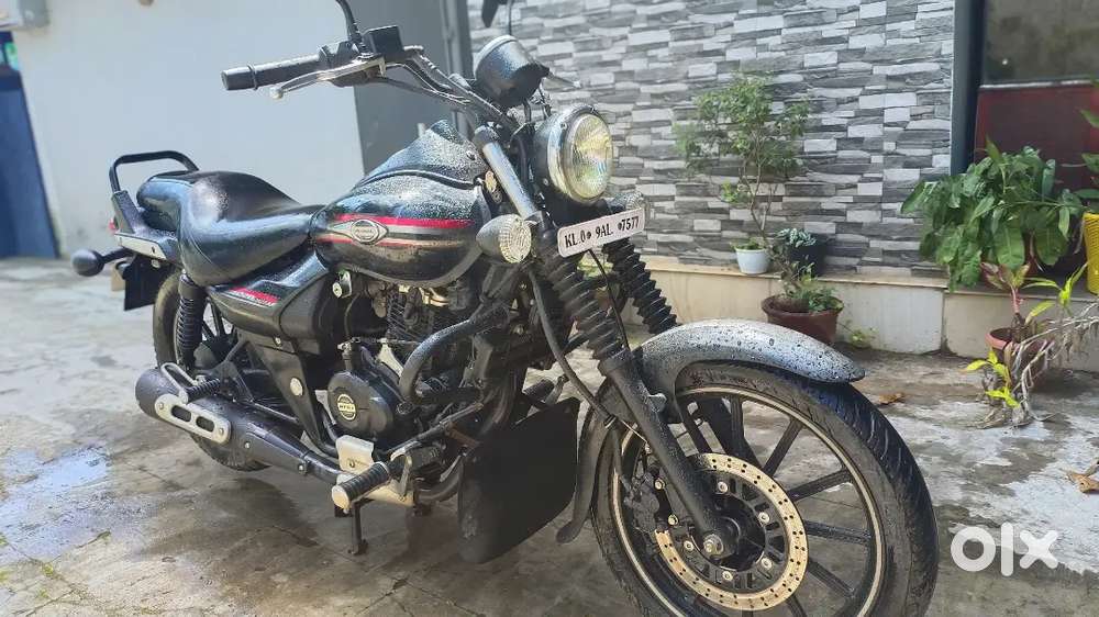Show room condition bike Bajaj Avenger