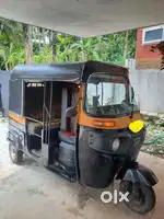 Bajaj RE Compact 4S CNG 2019 Auto Rickshaw for Sale – Well-Maintained!