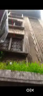 100 gajj me hai 36 lakh kanjari sarai chuhani mandir ki barabr wali