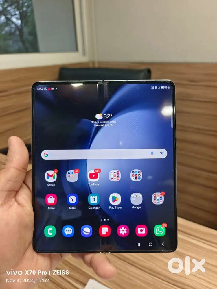 Samsung fold 5, 12GB RAM, 512GB internal memory, excellent condition