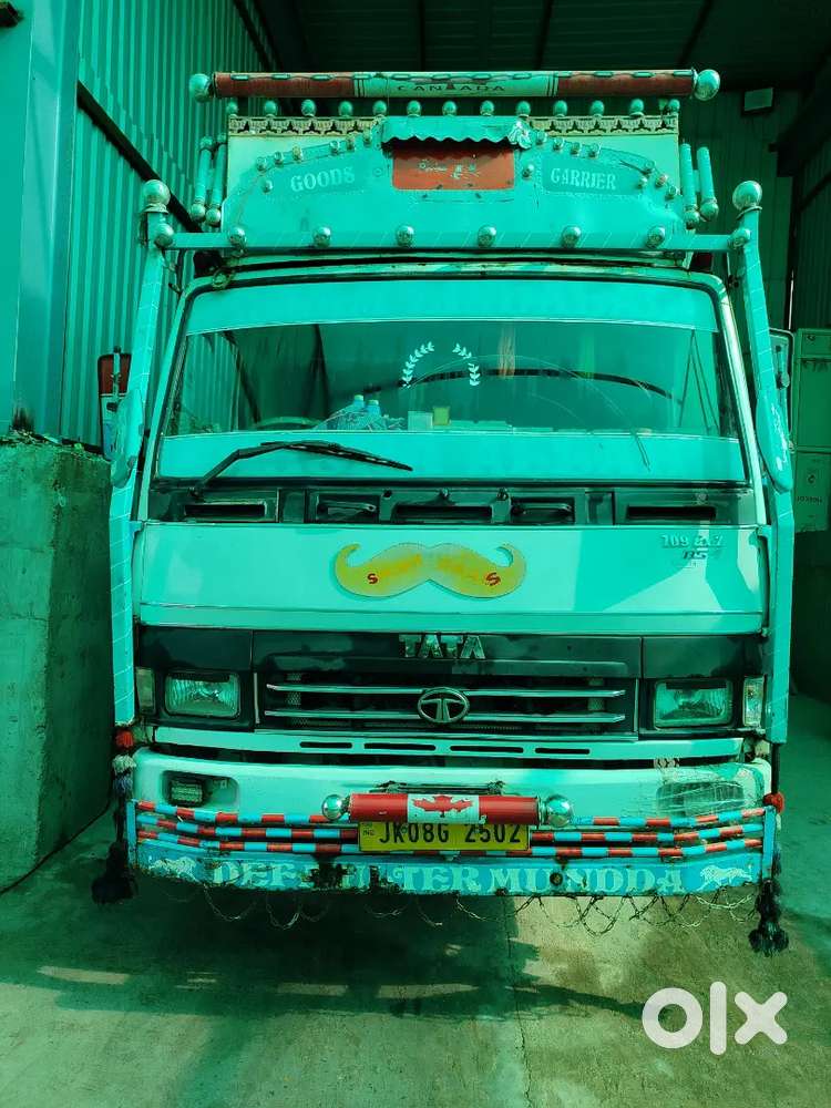 709 gadi hai 18 futti