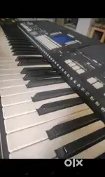 Yamaha psr s-550