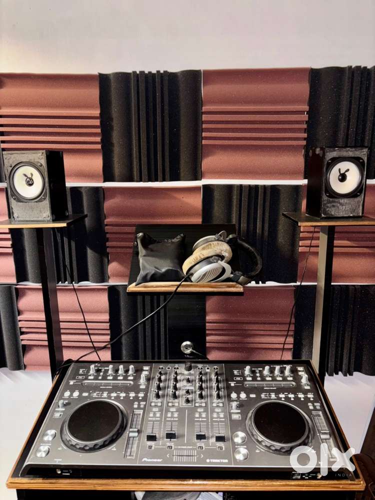 Pioneer Dj console controller with 4 channel mixer DDJ-T1