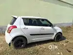 Maruti Suzuki Swift 2011 Diesel 98000 Km Driven