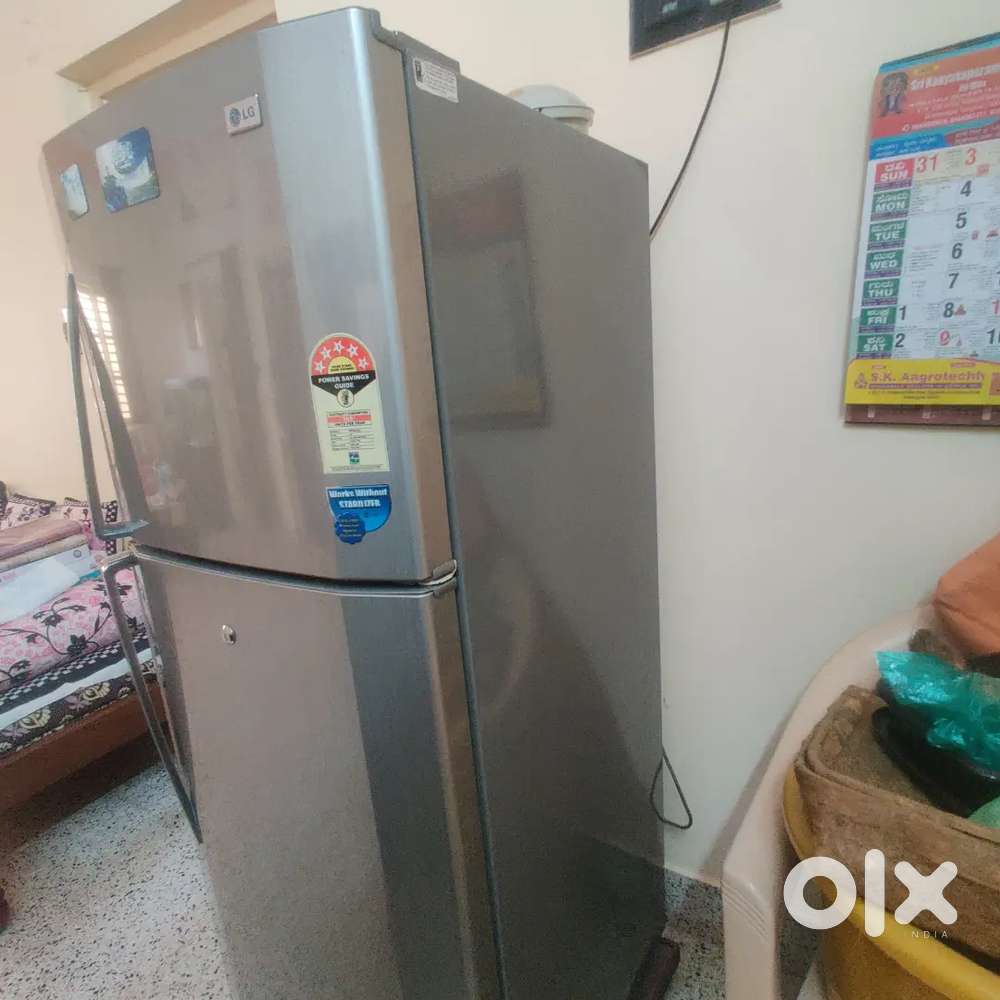 LG Double door Fridge For Sale in very good condition