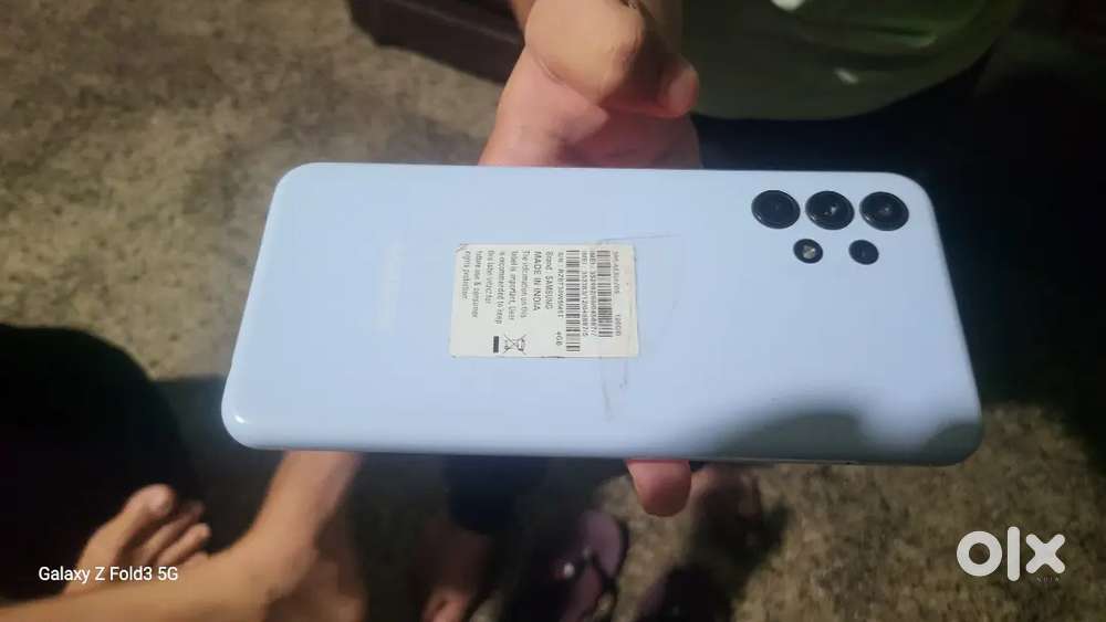 Samsung,,, Vivo,,, Redmi... phones.