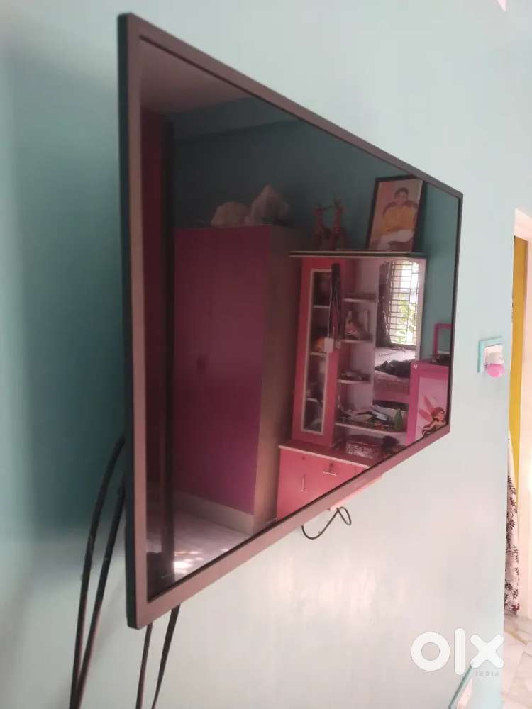 Sony Bravia 32 smart tv.New condition 1year ege