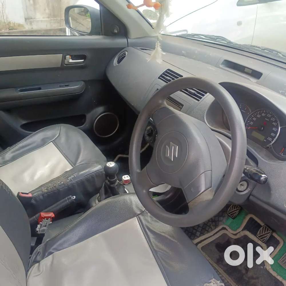 Maruti Suzuki Swift 2011 Diesel 114000 Km Driven