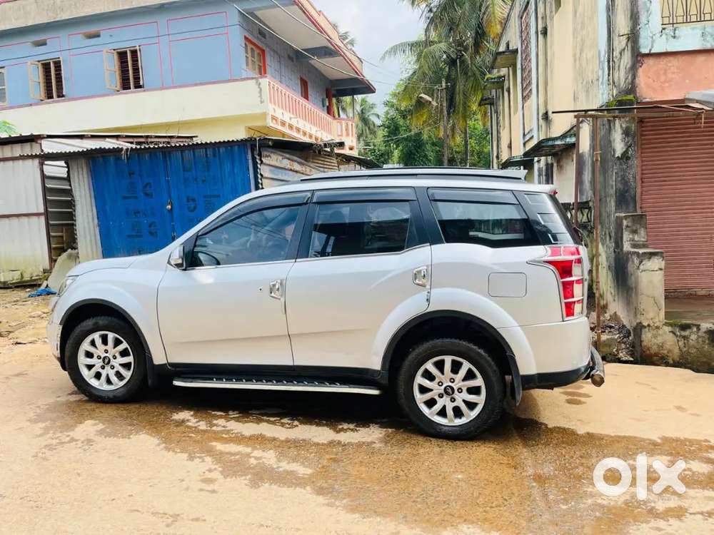 Mahindra XUV500 2017 Diesel 83000 Km Driven