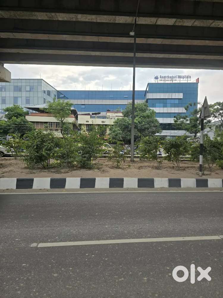 8CENT COMMERCIAL PLOT NEAR ANANTHAPURI HOSPITAL CHACKA