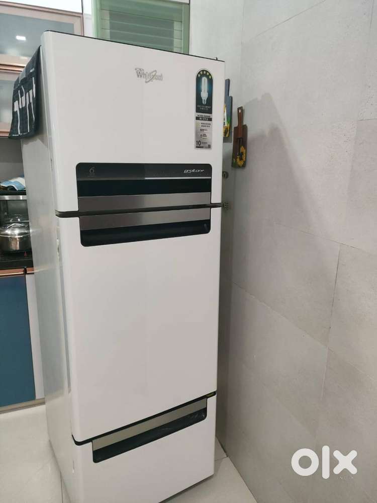 Whirlpool 240 to 300 liters triple door refrigerator frigerator