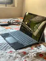 Microsoft Surface Pro 5 (5th Gen)