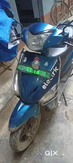 Electric scooty