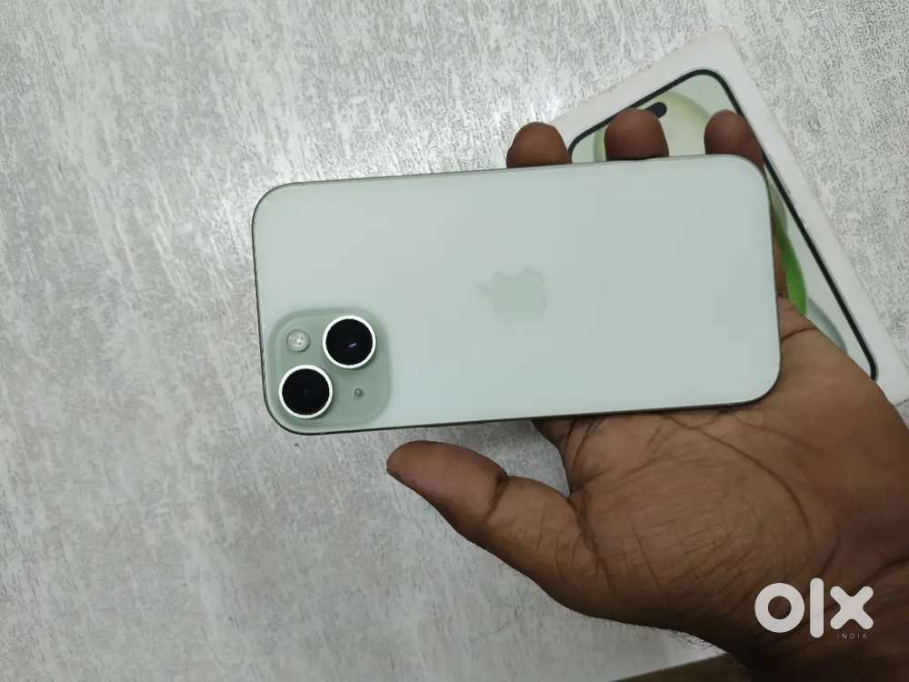 iPhone 15 128GB battery %85