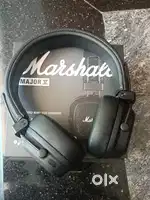 Marshall Bluetooth headphones