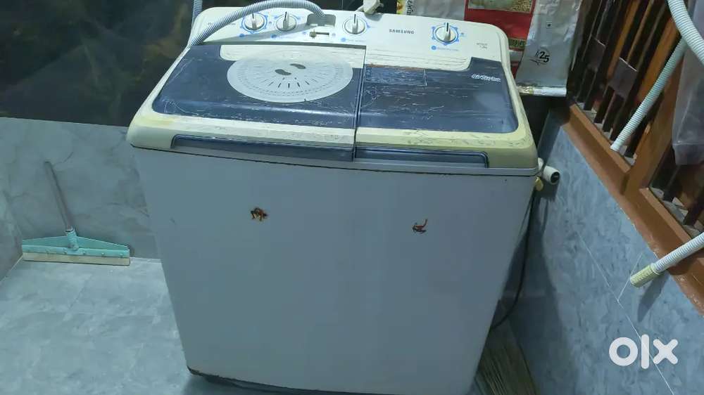 Samsung 7.5 kg Semi-Automatic Washing Machine – Excellent Condition