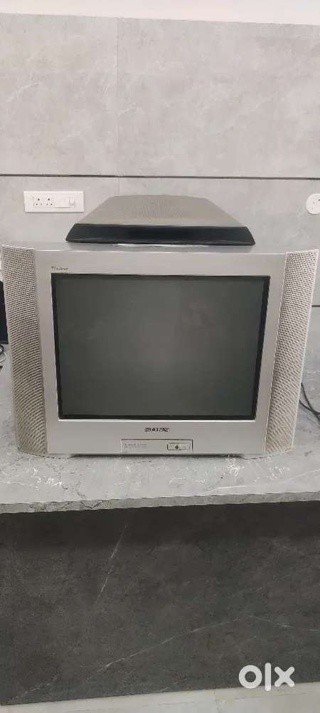 Sony Tv with woofer