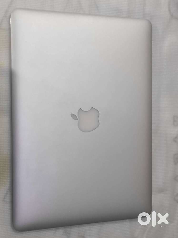 Macbook Air A1466 Intel i5 Processor 4GB Ram 128GB SSD