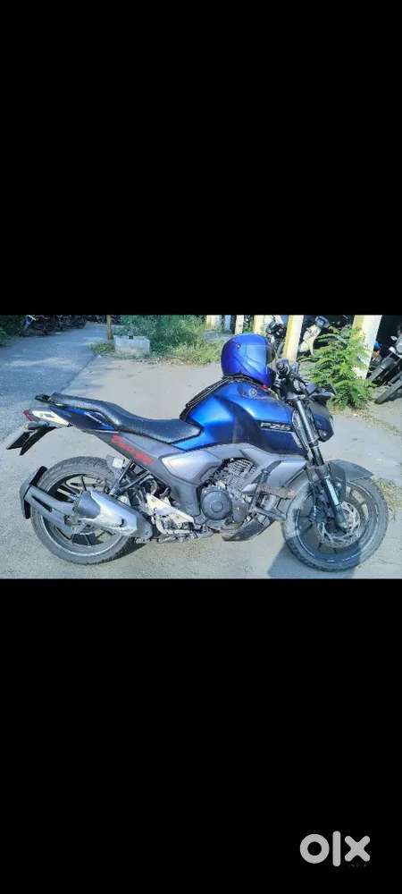 FZ-S V3 Well maintained single handed Bike