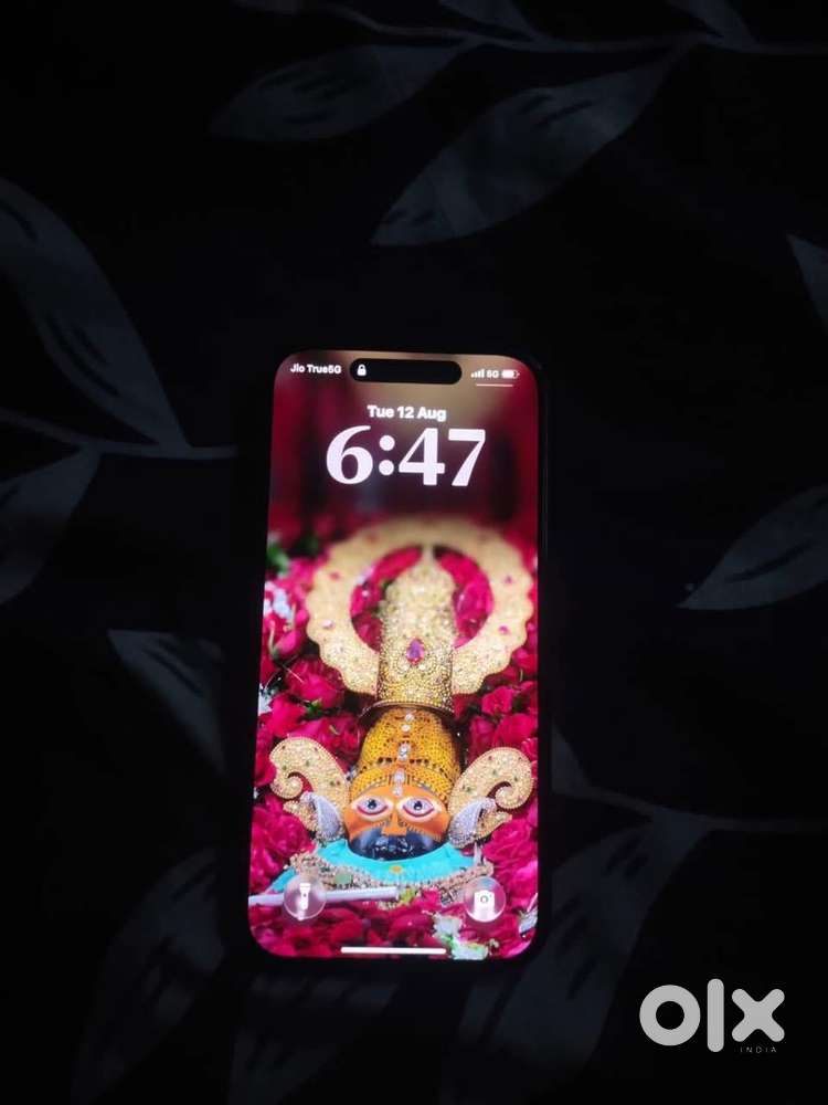 I phone 15 128 bettry 84% full originol