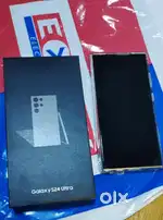 New S24 ultra with charger and accessories with 3 yrs Samsung warranty