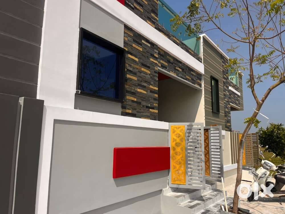 82 square yards house