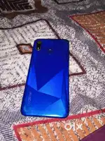 Realme 3i best condition phone with bill
