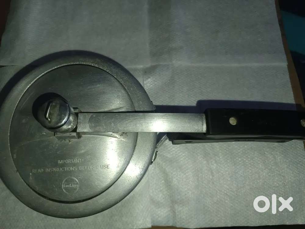 Hawkins pressure cooker