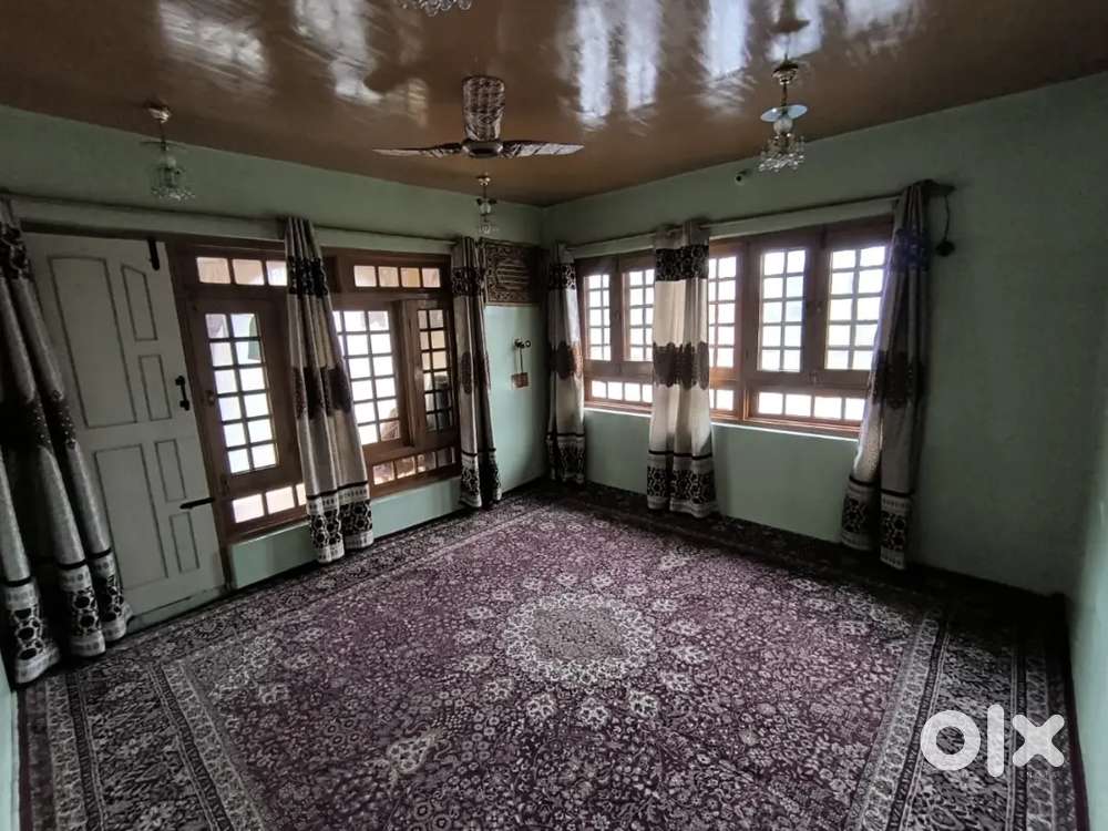 ROOMS AVAILABLE IN SAIDA KADAL 'A' RAINAWARI SRINAGAR