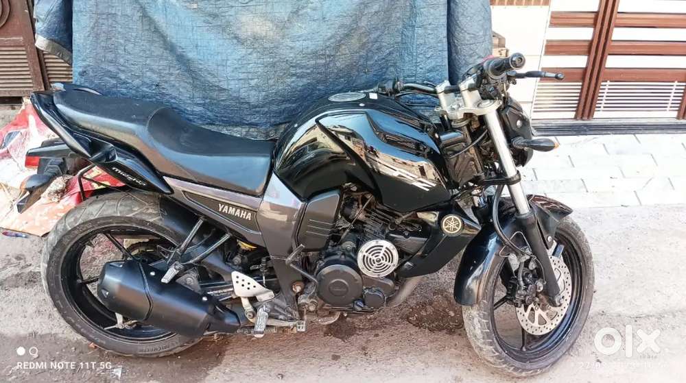 Fz 16 z black
