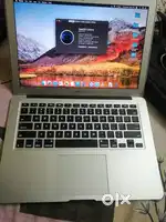 Apple macbook air (13-inch(33cm),8Gb RAM, 128Gb storage , 1.8GHz Intel