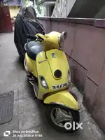 Vespa LX 125