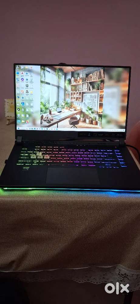 ASUS ROG STRIX GAMING LAPTOP