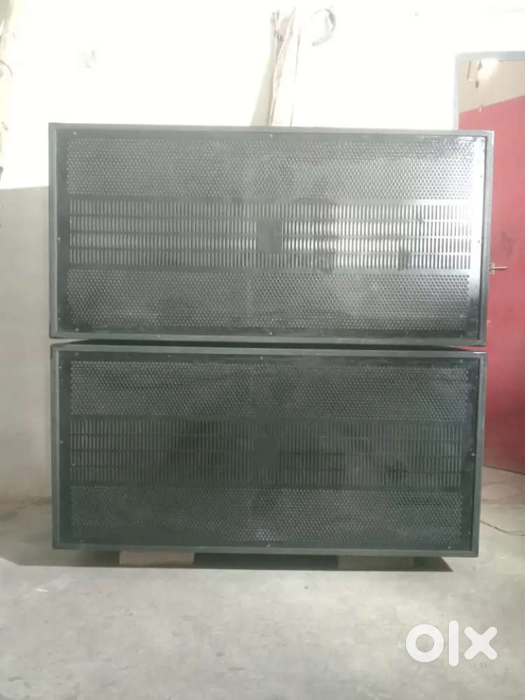 Dj 2duwel bass box 4spiker... Spiker alag box alag hai 7din ka hai bas