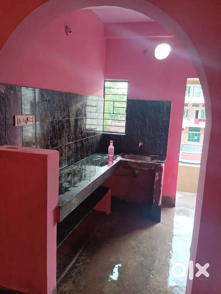 2 & 3 bhk rooms availablr