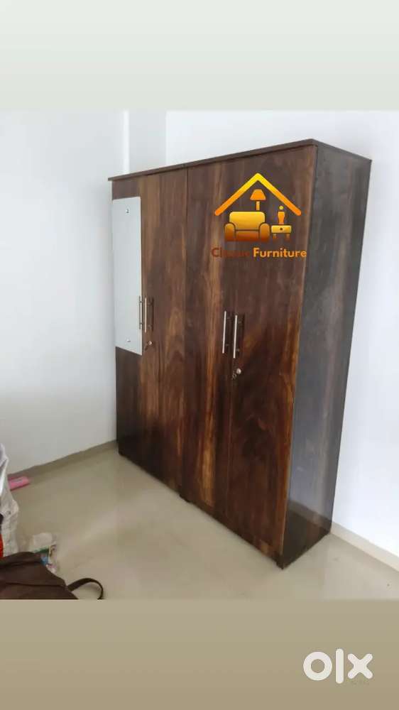 New brand 4 door waldrube direct from factory