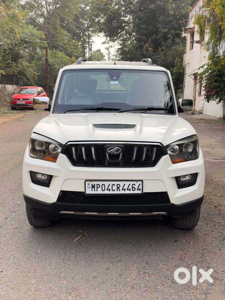 Mahindra Scorpio S10, 2016, Diesel