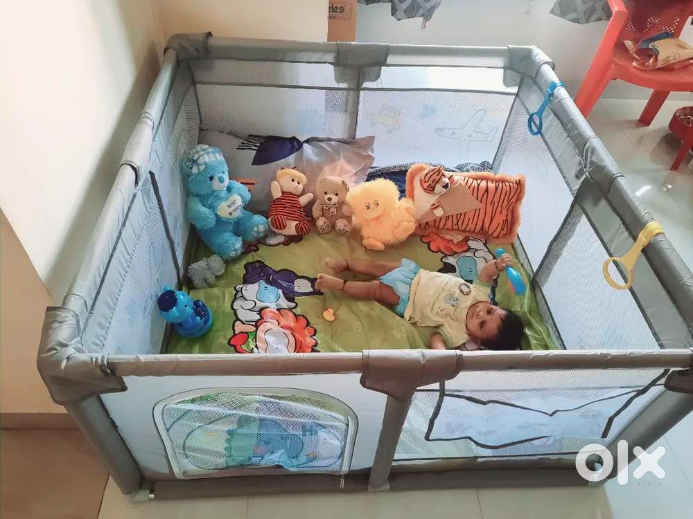 Play Pen For Baby With Bed Mattress Free