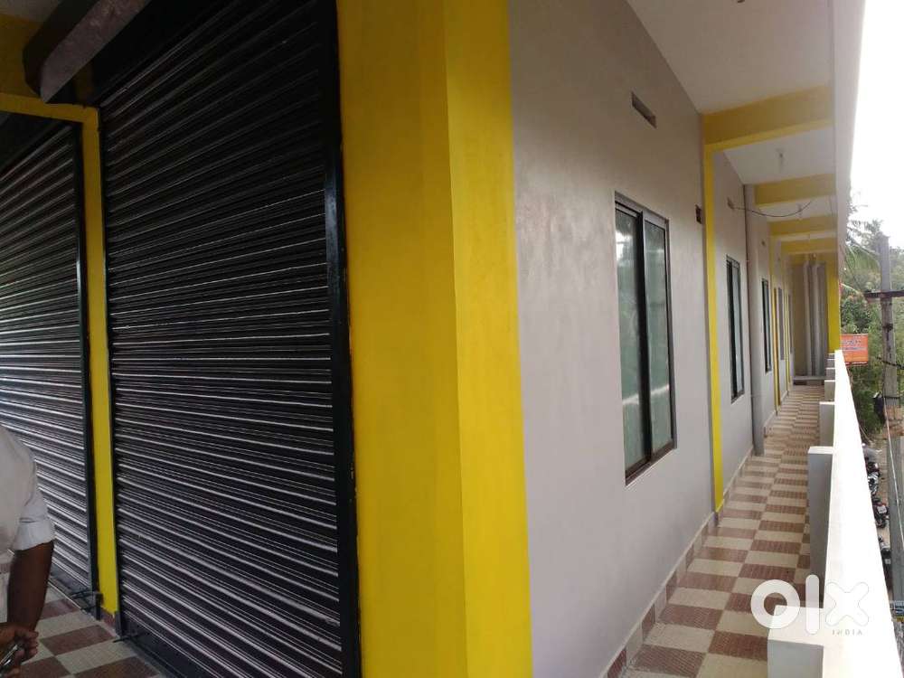 Bachelor room with fully furnished available for monthly rent
