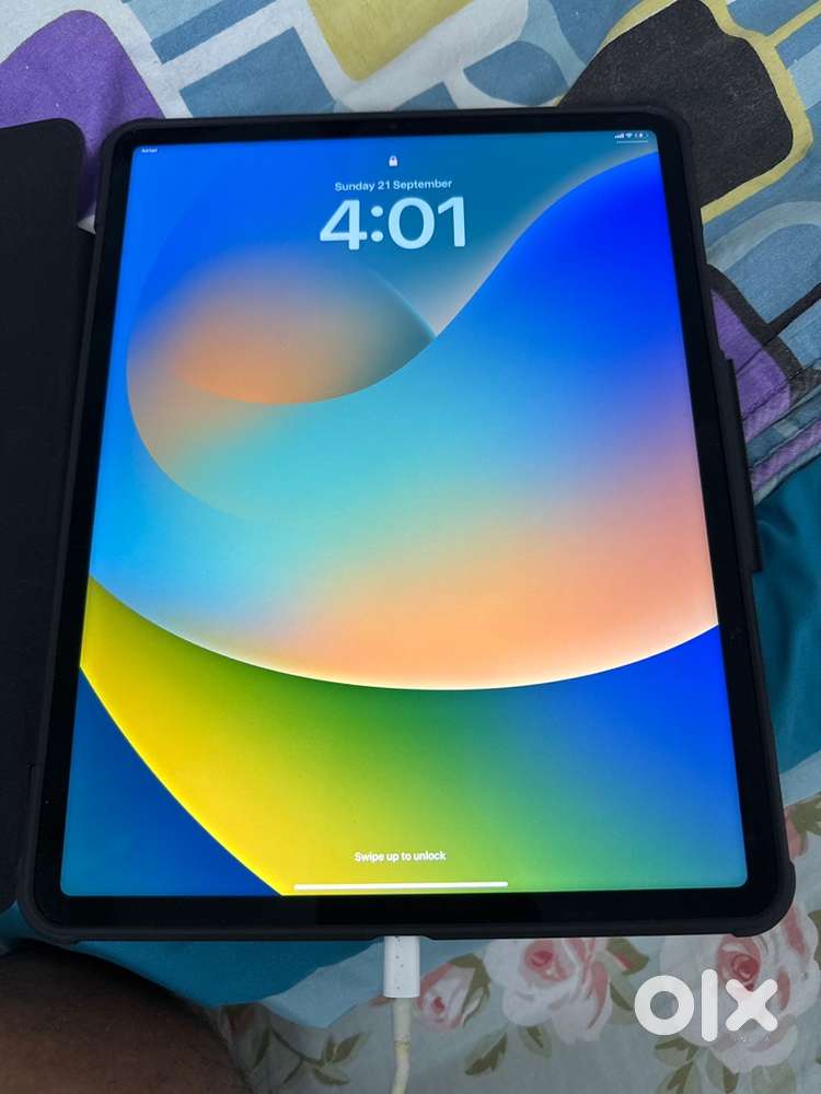 Apple Ipad Pro 14 inch (Wifi+Cellular) 512 GB 6 th Gen