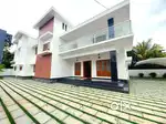 16 CENT 6000 SQFT 5 BED ROOMS LAXUARY HOUSE IN ALUVA UC COLLEGE