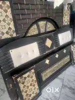 Bed ka sryana or dono hisse h koi kmi nhi h