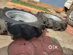 4 WD Tractor Front Rim & Tyres